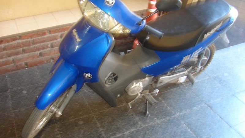 Menor le robó la moto a su maestra y fue demorado