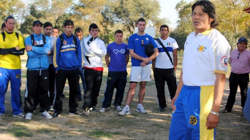 “Nuevos”, “viejos”, cambios y dudas en el arranque de Policial