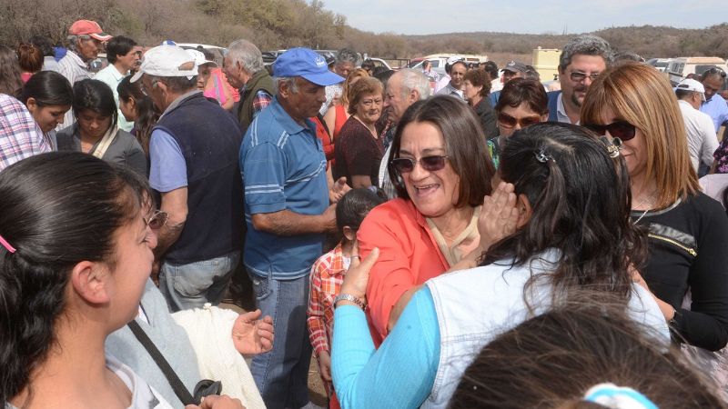 Lucía inauguró obras hídricas en Ancasti