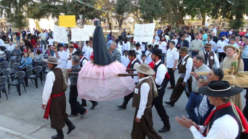 Urbanc presidió el cierre de las fiestas patronales en honor a Santa Rosa 