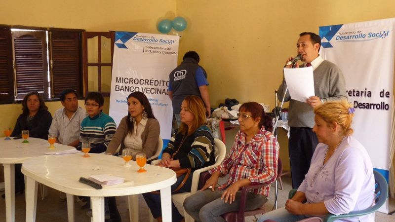 Entregaron microcréditos para fines productivos