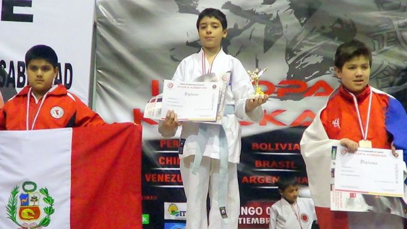 Dos campeones de la UCK en  la “Copa Kobukan” de Perú