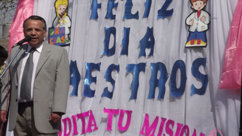 Acto del Día del Maestro en Santa María