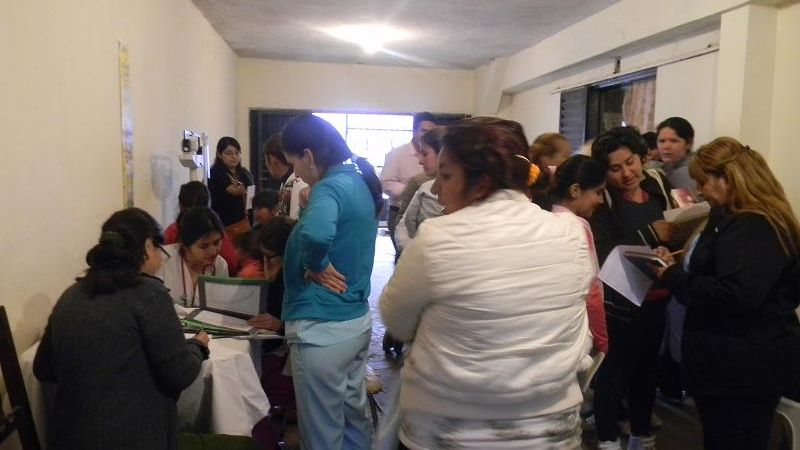 Salud brindó asistencia a más de 100 personas del B° La Esperanza