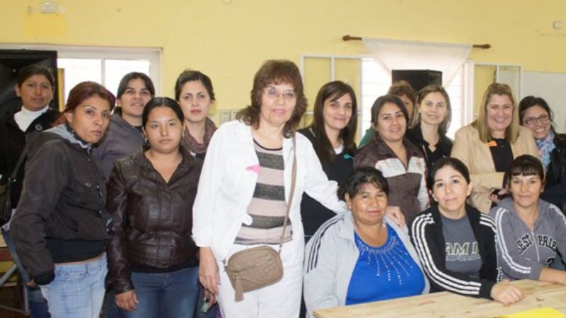 Lanzaron el proyecto “Mujeres de pie”
