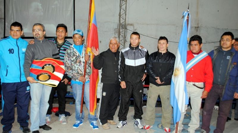 “Nocaut” Bazán y un “idem” espectacular a los 30 segundos