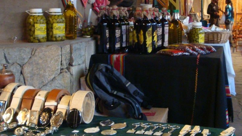 “Feria Artesanal Permanente” en “Casa de la Puna”