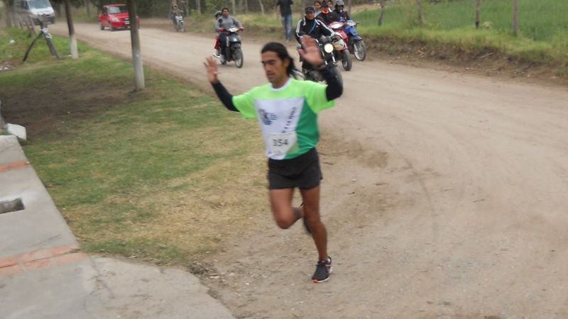 Bordón y Chávez ganaron los 13 Km. de punta a punta