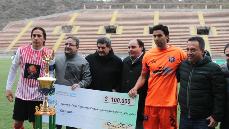 Jalil entregó la copa “Catamarca Ciudad”