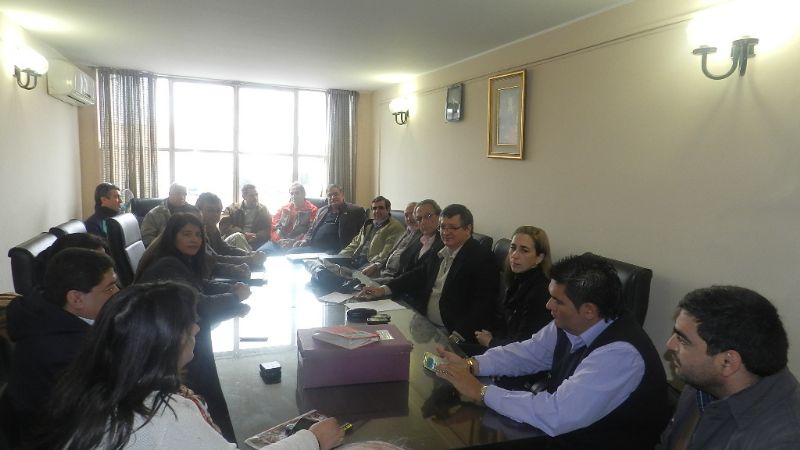 Legisladores se reunieron con APROSCA y Autoconvocados