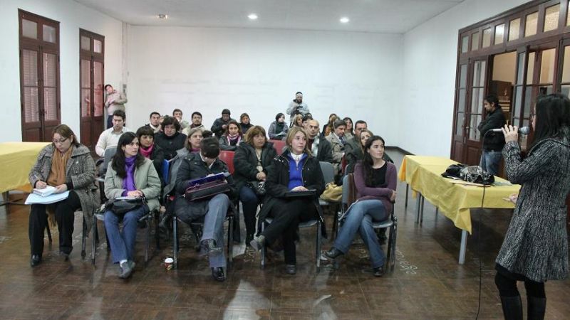 Buscan conformar red de lucha contra las adicciones