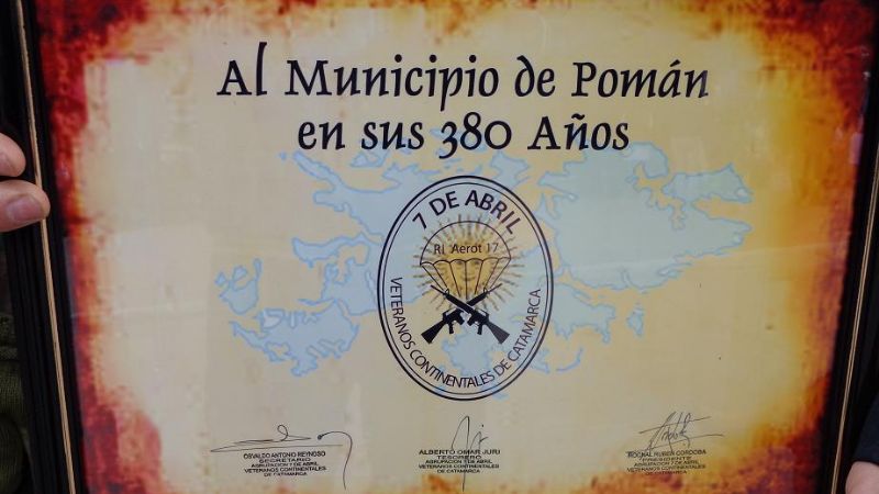 Desfile en los 380 años de la fundación de Pomán