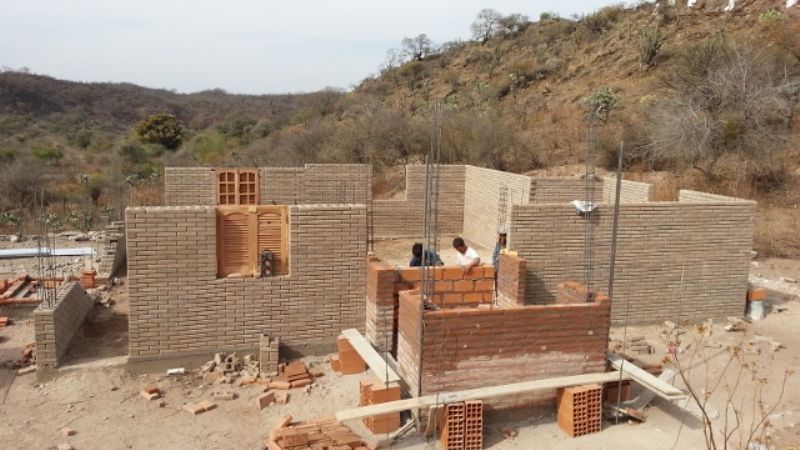 Más de 6600 familias se benefician con programas de Vivienda