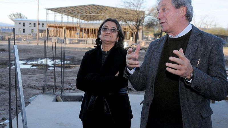 Lucía recorrió los nuevos pabellones del CAPE