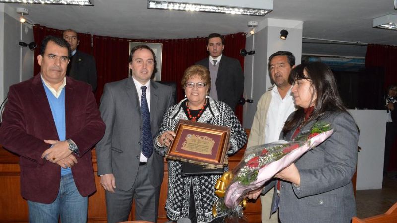 Mera homenajeó a los jubilados en su día