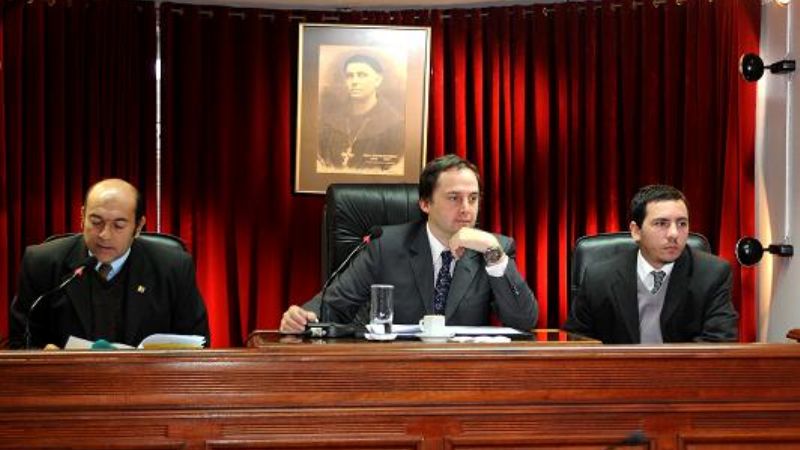 Mera homenajeó a los jubilados en su día