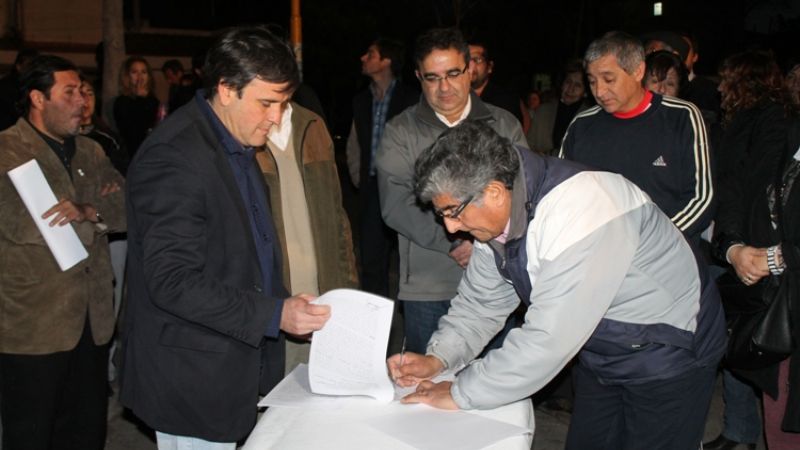 La Municipalidad firmó convenios con consorcio de vecinos