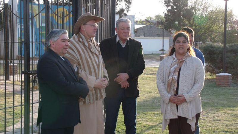 El Obispo colmó de bendiciones a Valle Viejo