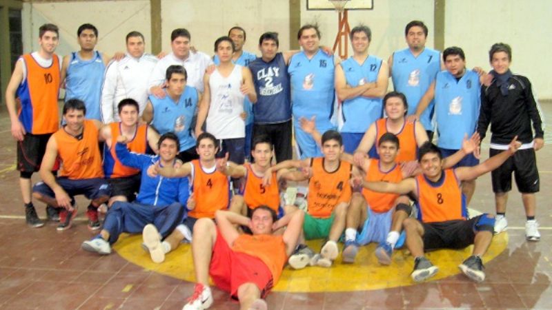 Tinogasta bicampeón 2013 del Básquet Universitario  