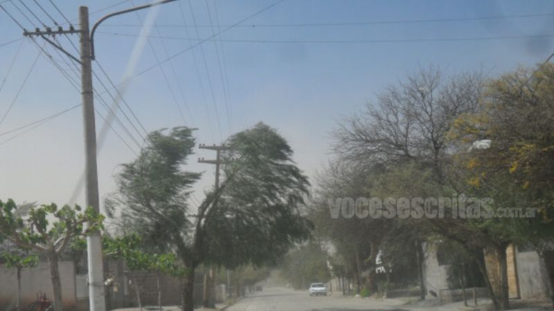 El zonda maltrató a los tinogasteños