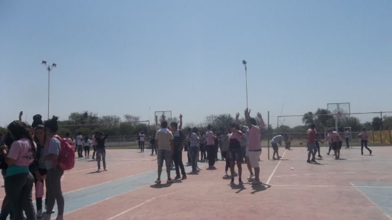 Más de 1500 jóvenes festejaron la primavera en el Este