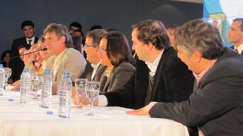 El FPV presentó sus candidatos