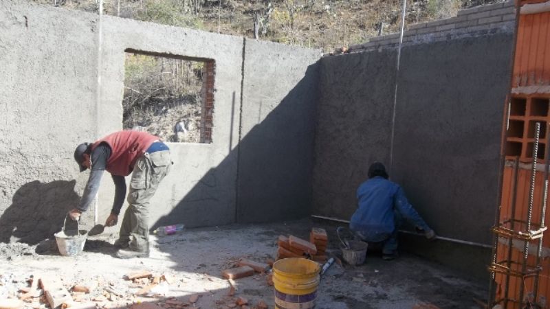 Avanza la construcción de 50 viviendas rurales en Ancasti