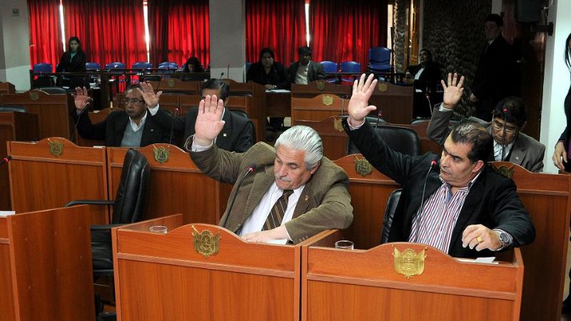 Senadores piden clarificar límites geográficos de los departamentos