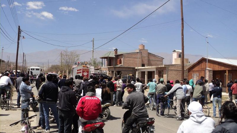 Conmoción por la explosión que mató a dos personas
