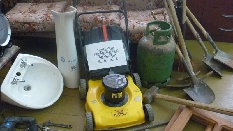 Allanamientos, secuestros y arrestos en Andalgalá