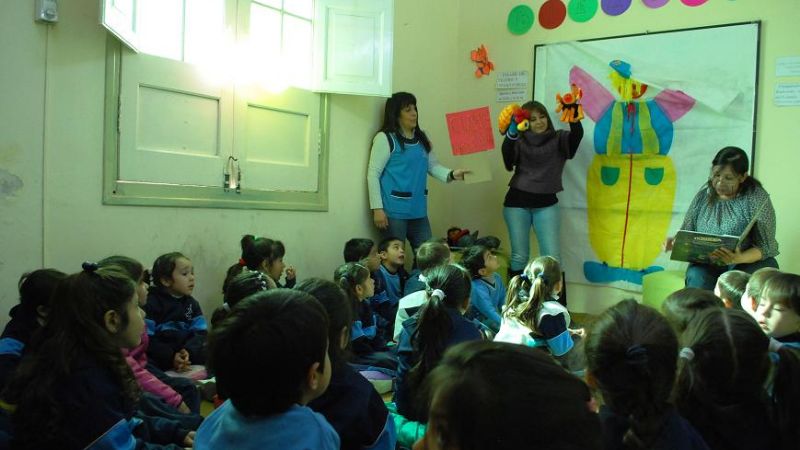 Niños visitan la Biblioteca en la Semana Internacional del Libro 