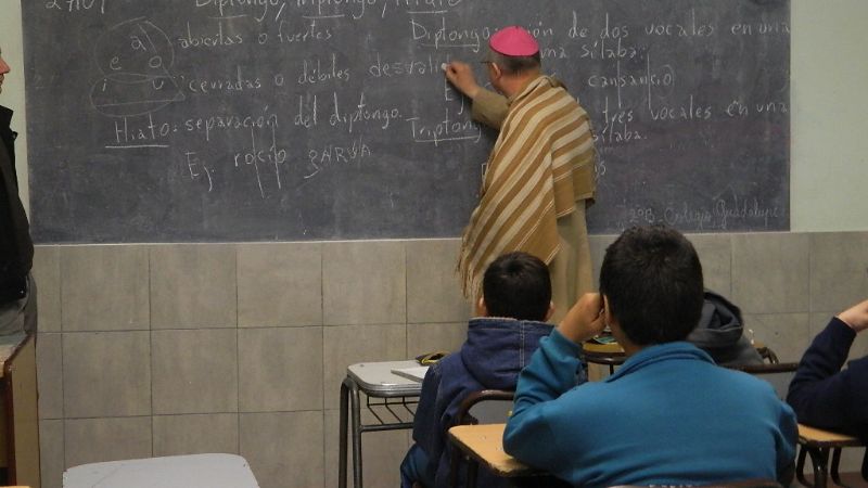 El Colegio Parroquial Guadalupe recibió al Obispo 