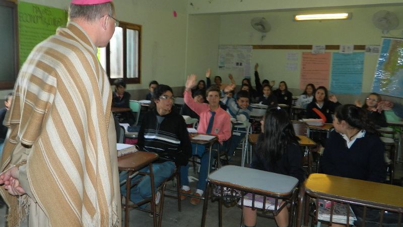 El Colegio Parroquial Guadalupe recibió al Obispo 