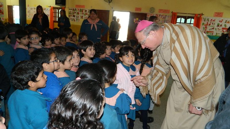 El Colegio Parroquial Guadalupe recibió al Obispo 
