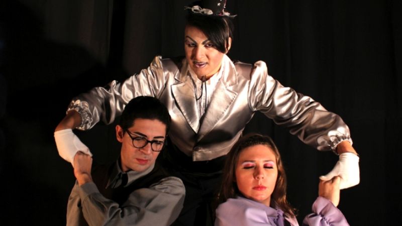 Función de “Freak Show” en el 8° Circuito Nacional de Teatro