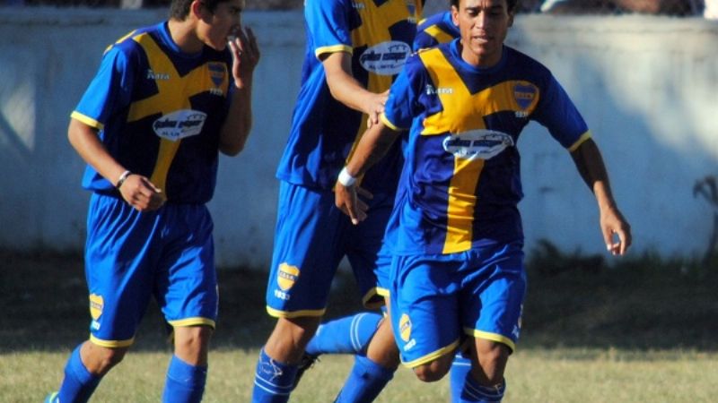  “Gitaneada” de Social Rojas puede dejar al “Santo” arriba