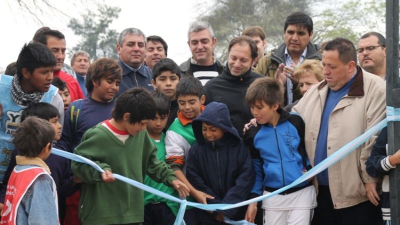 Se inauguró canchita en homenaje al “Prof. Germán Pérez”