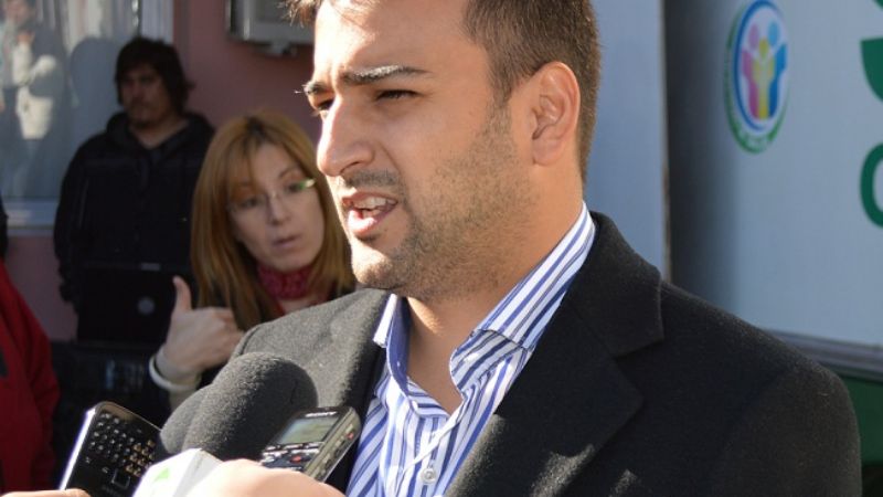 Joven peronista quiere debatir con Pastoriza junior