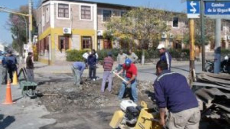 Mejoras en las calles céntricas de Valle Viejo