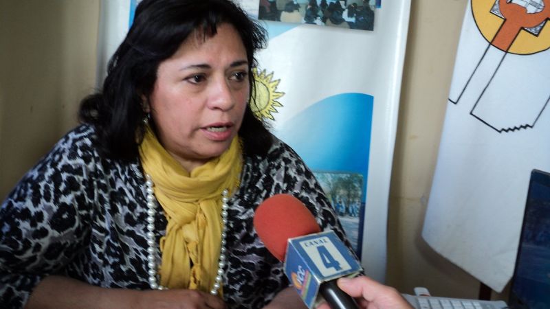 Ariza puso en funciones a la nueva rectora normalizadora del IES