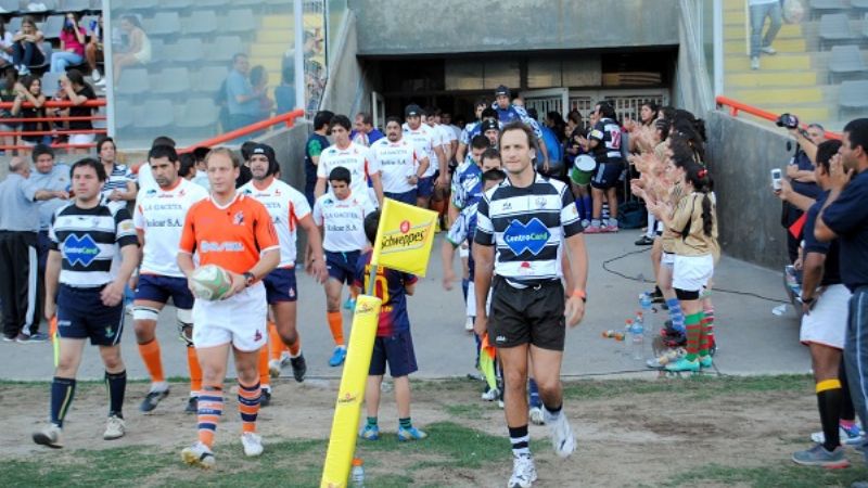 El rugby en su histórico bautismo en el estadio