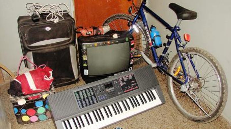 Aprehendieron a un joven ladrón y recuperan elementos robados