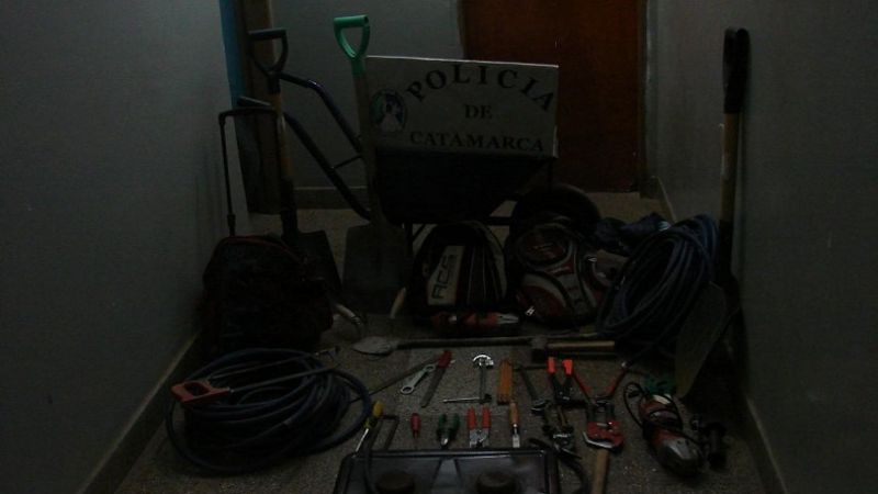 Allanan barrio usurpado y recuperan gran cantidad de elementos robados