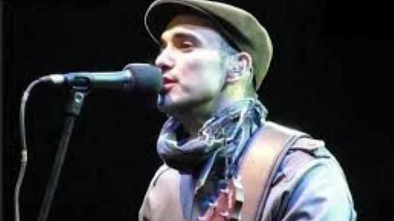 Entrega de pulseras para ver a Abel Pintos en El Rodeo