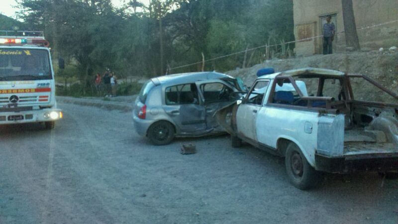 Arduo trabajo de los bomberos en el arranque de 2014