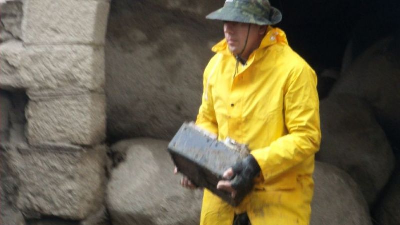 Siguen apareciendo más cuerpos