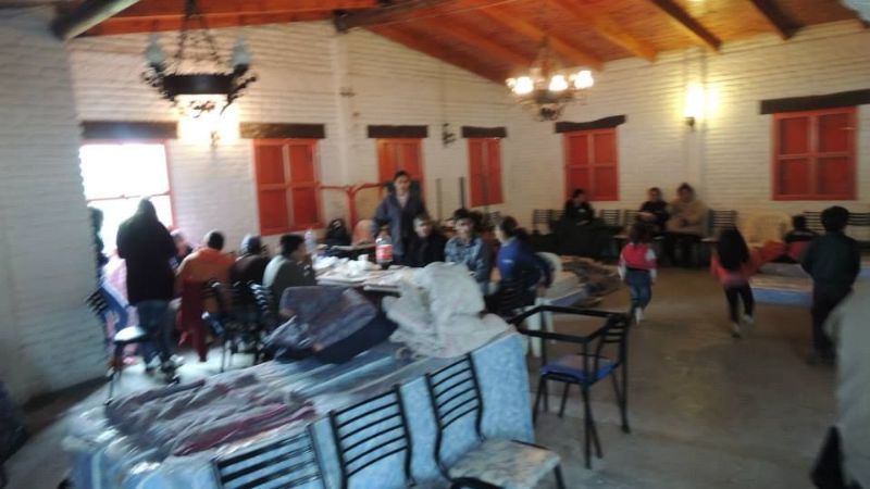 Asistencia y contención a los damnificados de El Rodeo