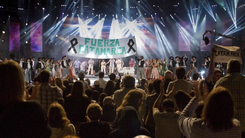 Ovación para la delegación de Catamarca en Cosquín