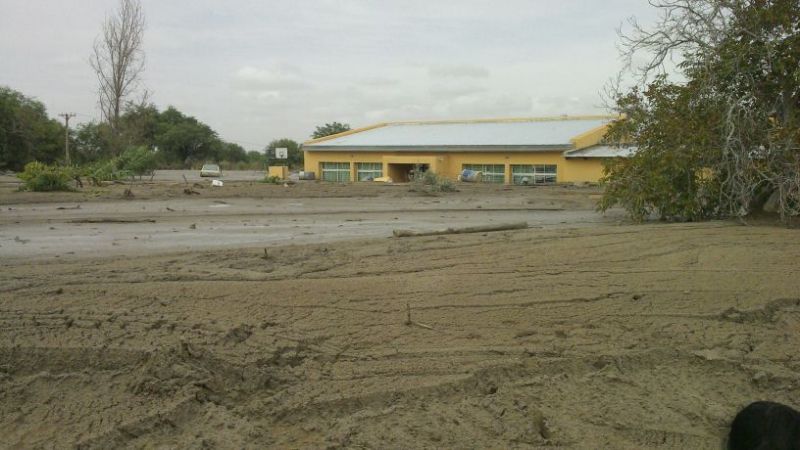 Ariza aseguró el inicio de clases de las escuelas afectadas por el alud