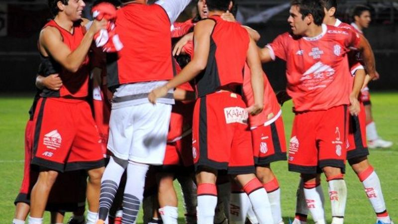 V. Cubas eliminó a Aconquija  y sigue en la Copa Argentina